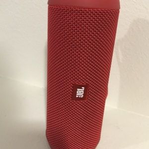 jbl flip 4